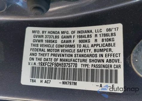 2017 Honda Civic Lx z USA, uszkodzony, nr VIN 19XFC2F50HE075770